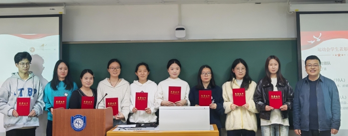 ce61026390d6b18d3a0d09d15fe6c45e(1)